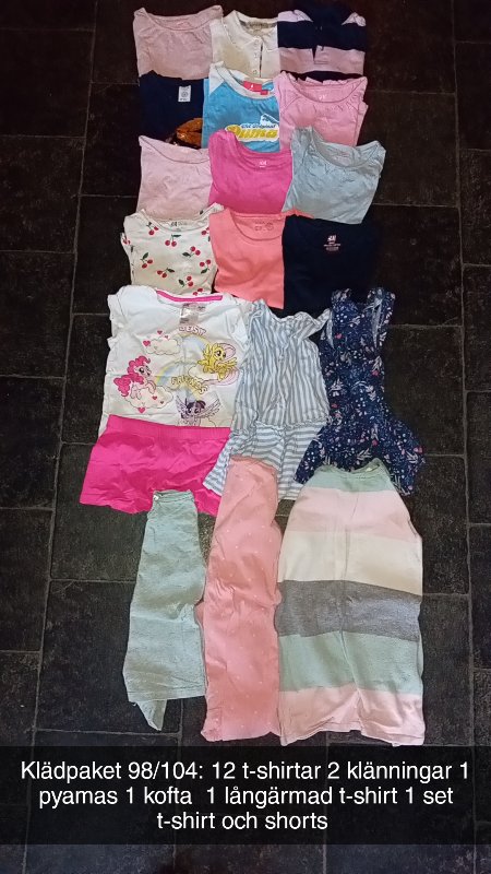 Klädpaket stl 98-104