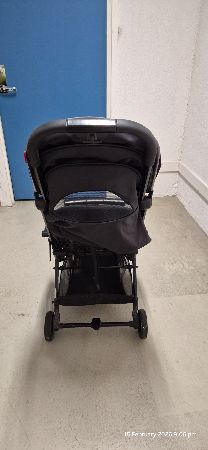 Trille compact travel pram