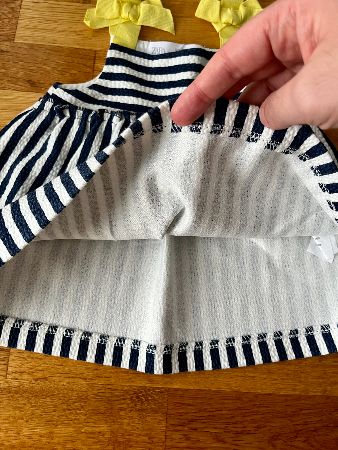 Randig sommarklänning från Zara i storlek 68