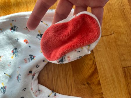 Pyjamas/ romper med fötter i storlek 68